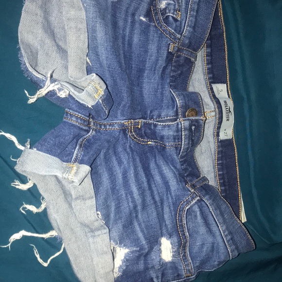 Shorts - Picture 1 of 2